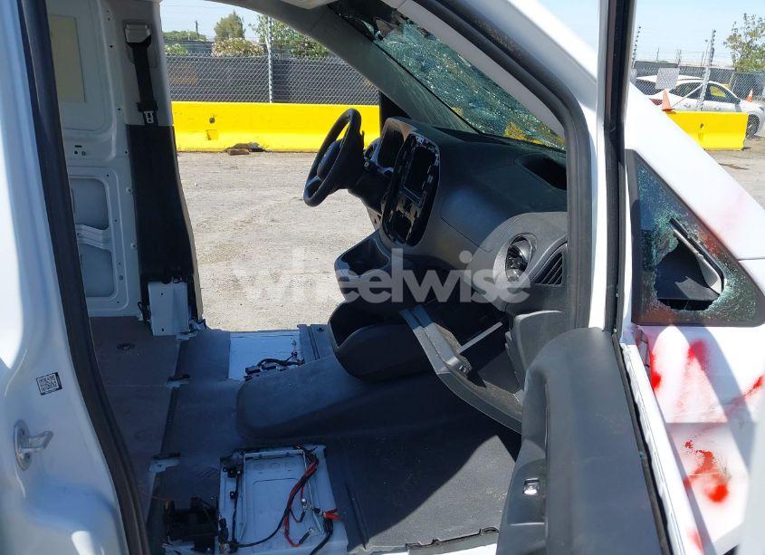 Photo 5 of 2023 Mercedes-benz Metris (VIN W1YV0BEY4P4297711)