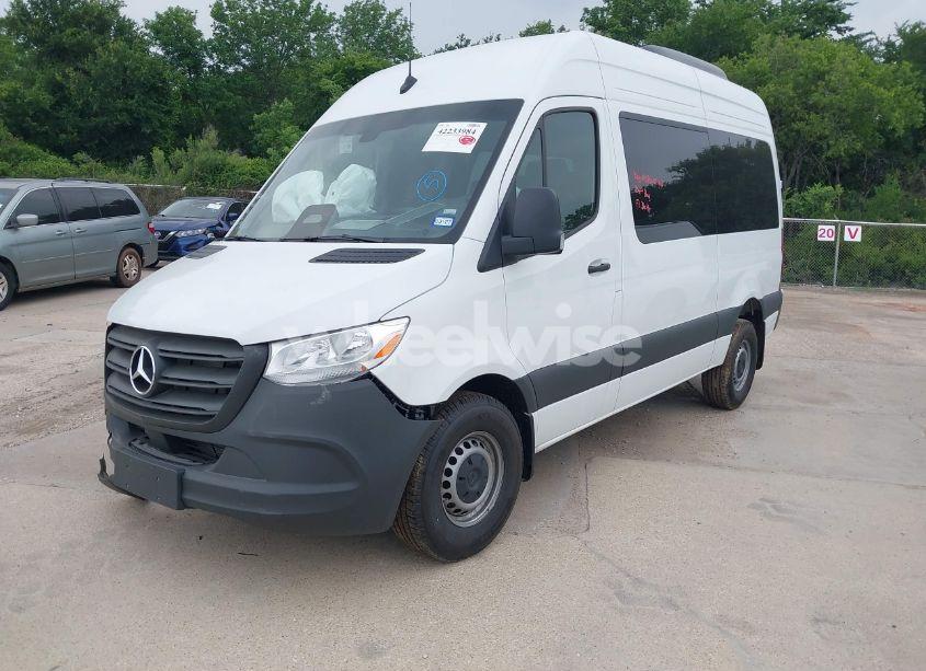 Photo 2 of 2025 Mercedes-benz Sprinter 2500 STANDARD ROOF 4-CYL DIESEL (VIN W1Z4KFHY4SP812671)