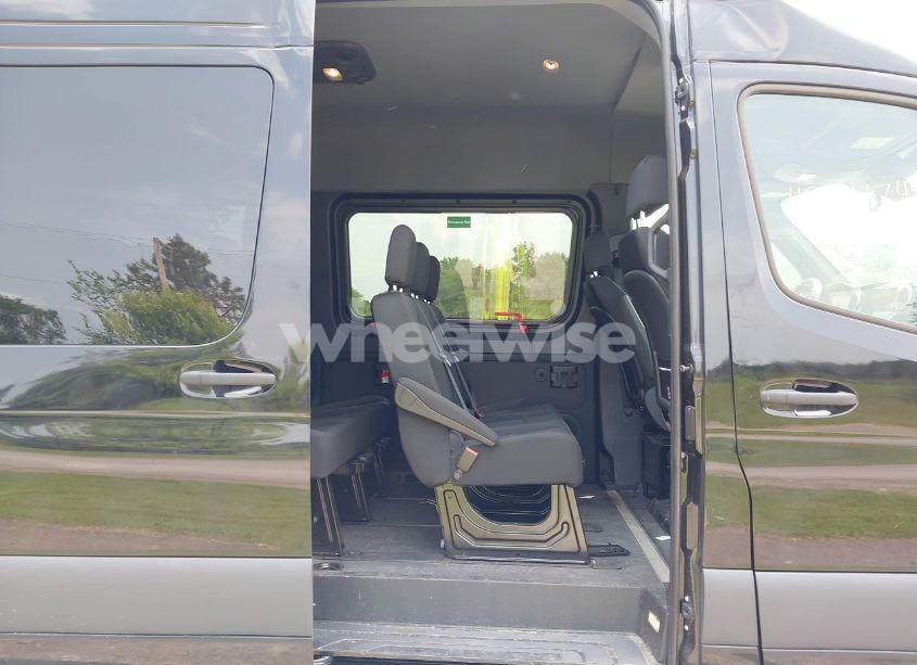 Photo 8 of 2025 Mercedes-benz Sprinter 2500 HIGH ROOF 4-CYL DIESEL (VIN W1Z4KGHY2ST213362)