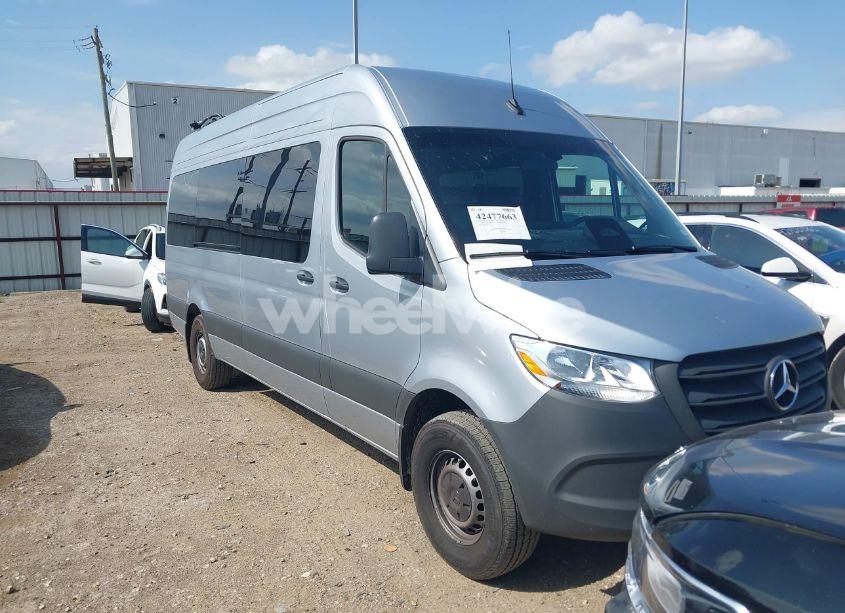 2025 Mercedes-benz Sprinter 2500 HIGH ROOF 4-CYL DIESEL (VIN W1Z4KGHY2ST217279) main photo
