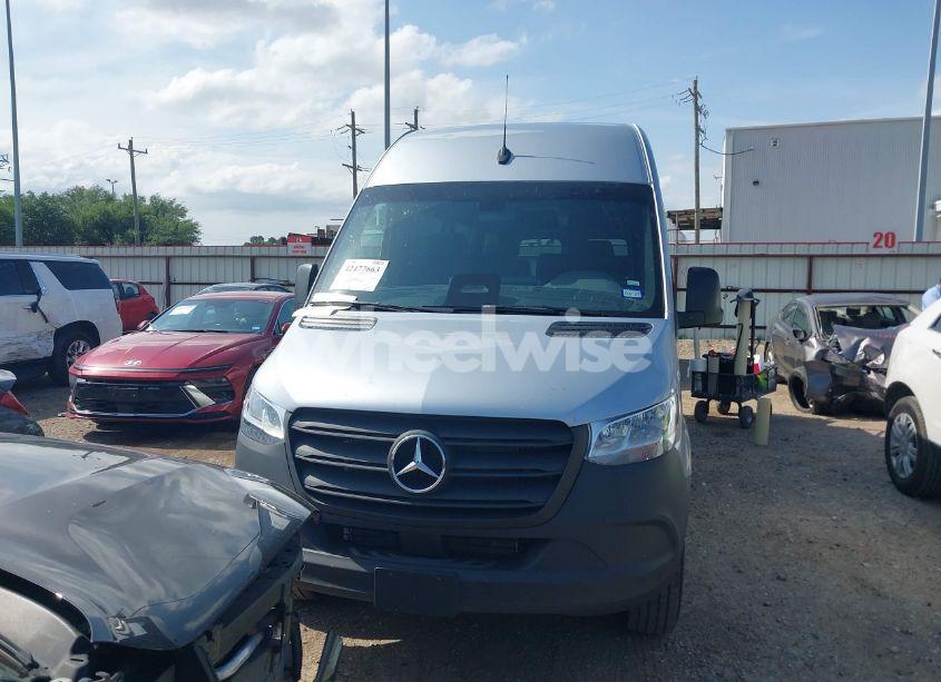 Photo 12 of 2025 Mercedes-benz Sprinter 2500 HIGH ROOF 4-CYL DIESEL (VIN W1Z4KGHY2ST217279)