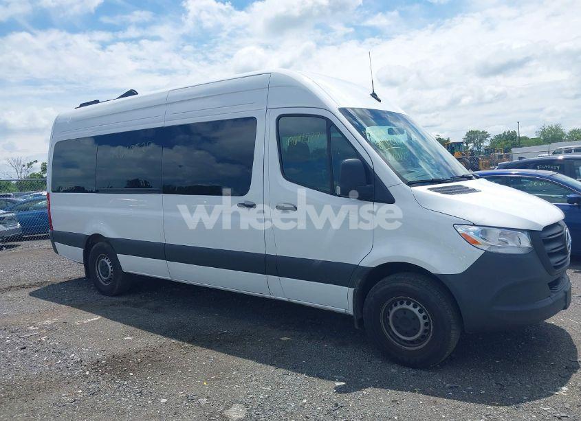 Photo 13 of 2025 Mercedes-benz Sprinter 2500 HIGH ROOF 4-CYL DIESEL (VIN W1Z4KGHY8ST216668)