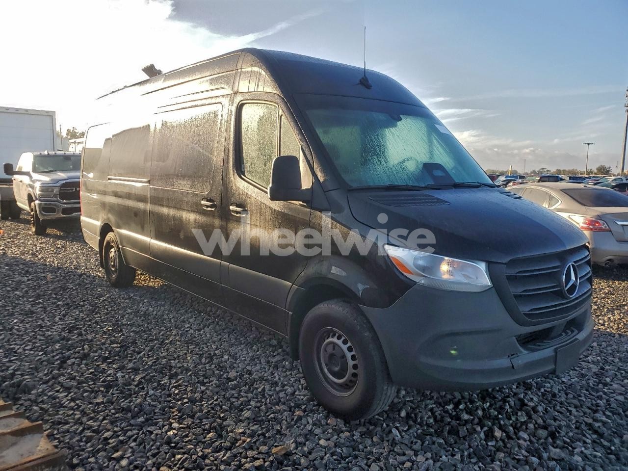 Photo 4 of 2025 MERCEDES-BENZ SPRINTER 2500 (VIN W1Z4KGHY9ST220230)