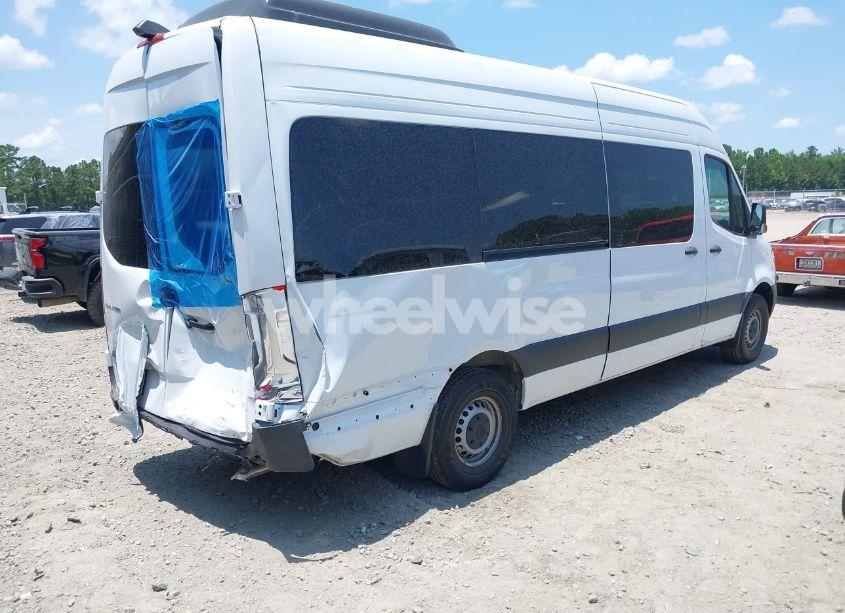 Photo 4 of 2025 Mercedes-benz Sprinter 2500 HIGH ROOF 4-CYL DIESEL (VIN W1Z4KGHYXST220897)