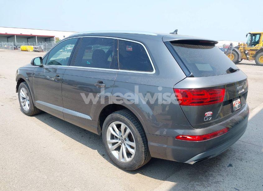 Photo 3 of 2019 Audi Q7 55 PREMIUM/55 SE PREMIUM (VIN WA1AAAF73KD031616)