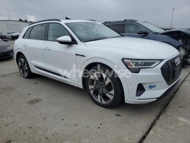 Photo 4 of 2021 AUDI E-TRON PREMIUM (VIN WA1AAAGE2MB010087)