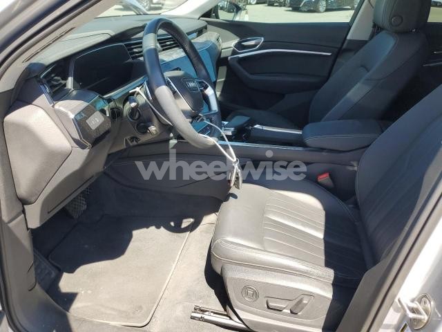 2023 AUDI E-TRON PREMIUM (VIN WA1AAAGE5PB000321) main photo