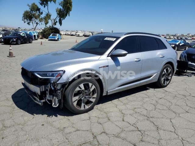 Photo 5 of 2023 AUDI E-TRON PREMIUM (VIN WA1AAAGE5PB000321)