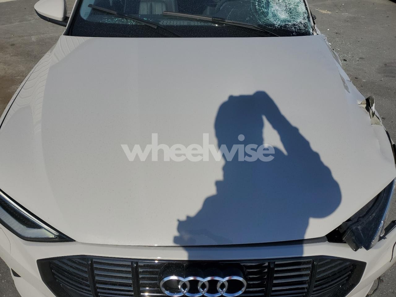Photo 12 of 2022 AUDI E-TRON PREMIUM (VIN WA1AAAGE6NB012037)