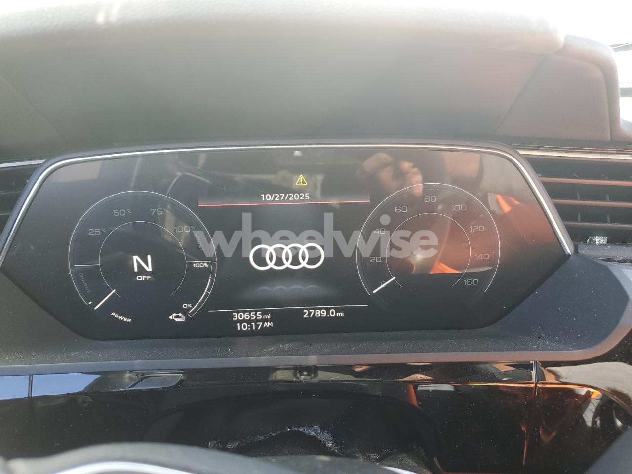 Photo 9 of 2022 AUDI E-TRON PREMIUM (VIN WA1AAAGE6NB012037)