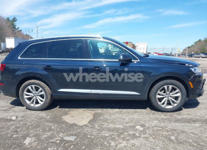 Photo 13 of 2018 Audi Q7 2.0T PREMIUM (VIN WA1AHAF72JD002831)