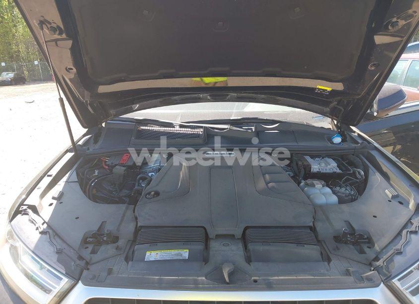 Photo 10 of 2019 Audi Q7 45 PREMIUM/45 SE PREMIUM (VIN WA1AHAF72KD028489)