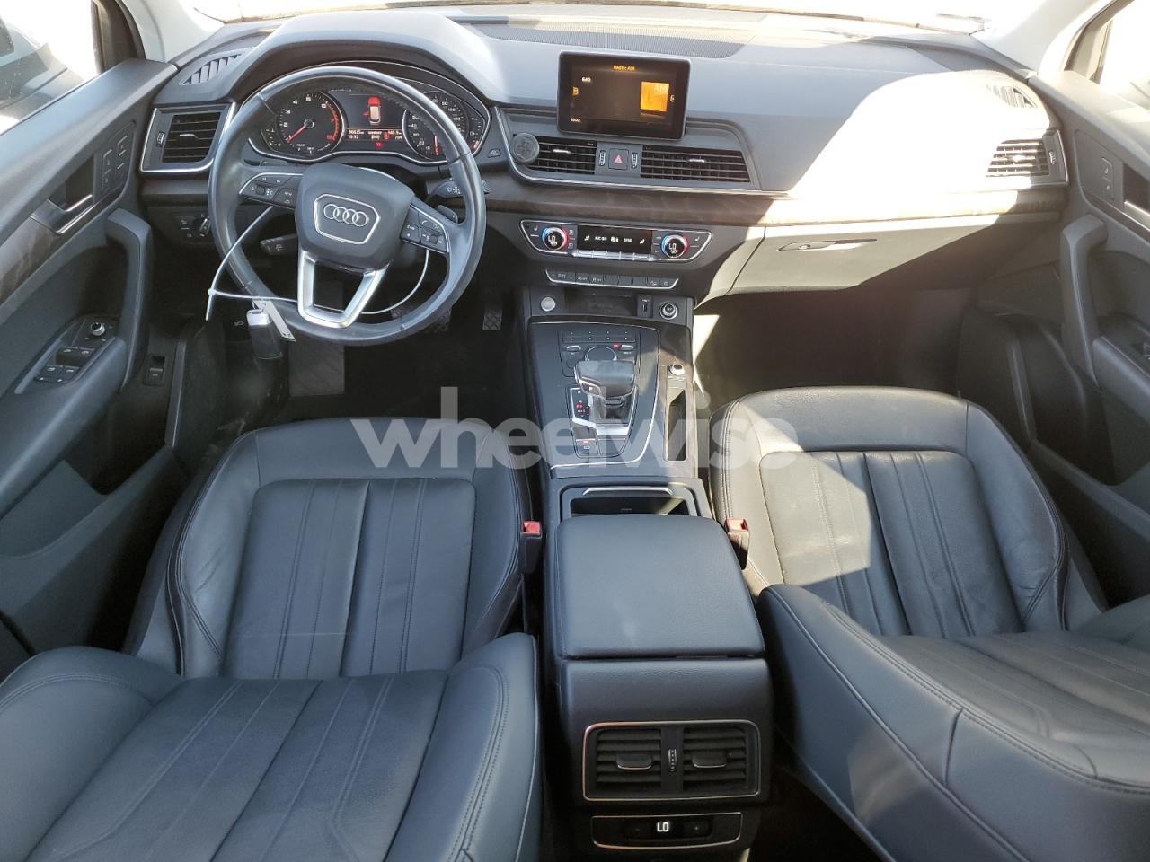 Photo 8 of 2019 AUDI Q5 PREMIUM (VIN WA1ANAFY1K2080144)