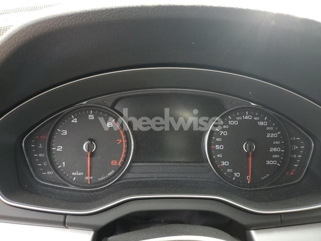 Photo 5 of 2020 AUDI Q5 PREMIUM (VIN WA1ANAFY1L2003517)