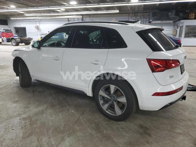 Photo 11 of 2020 AUDI Q5 PREMIUM (VIN WA1ANAFY4L2114949)