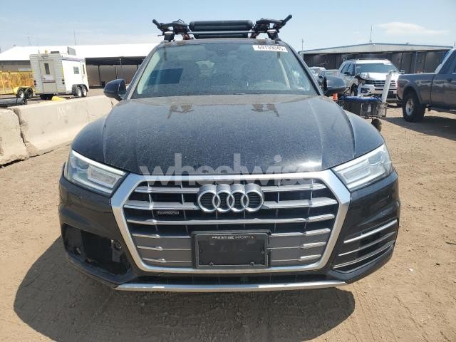 Photo 10 of 2019 AUDI Q5 PREMIUM (VIN WA1ANAFYXK2042153)