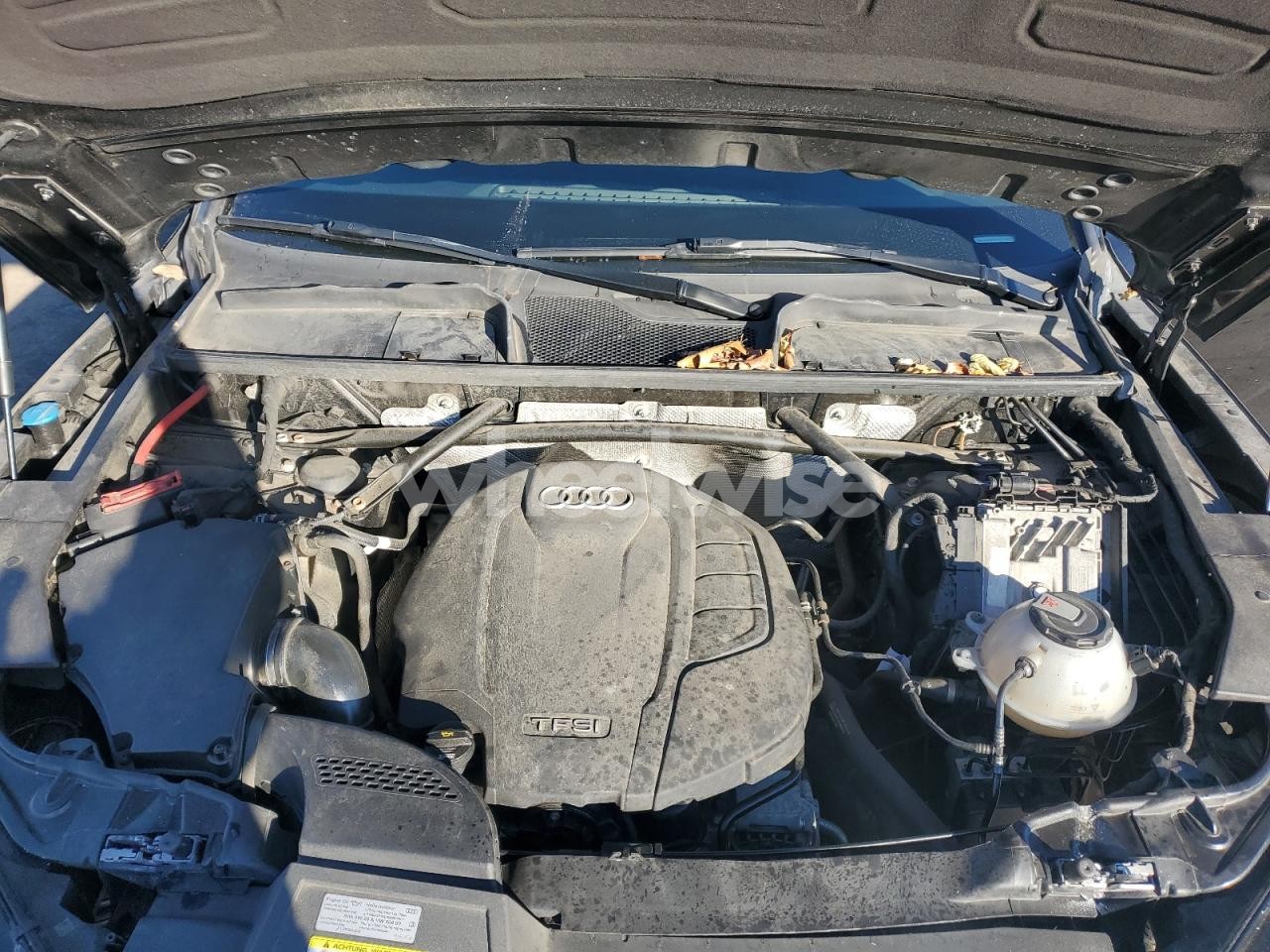 Photo 11 of 2019 AUDI Q5 PREMIUM (VIN WA1ANAFYXK2072494)