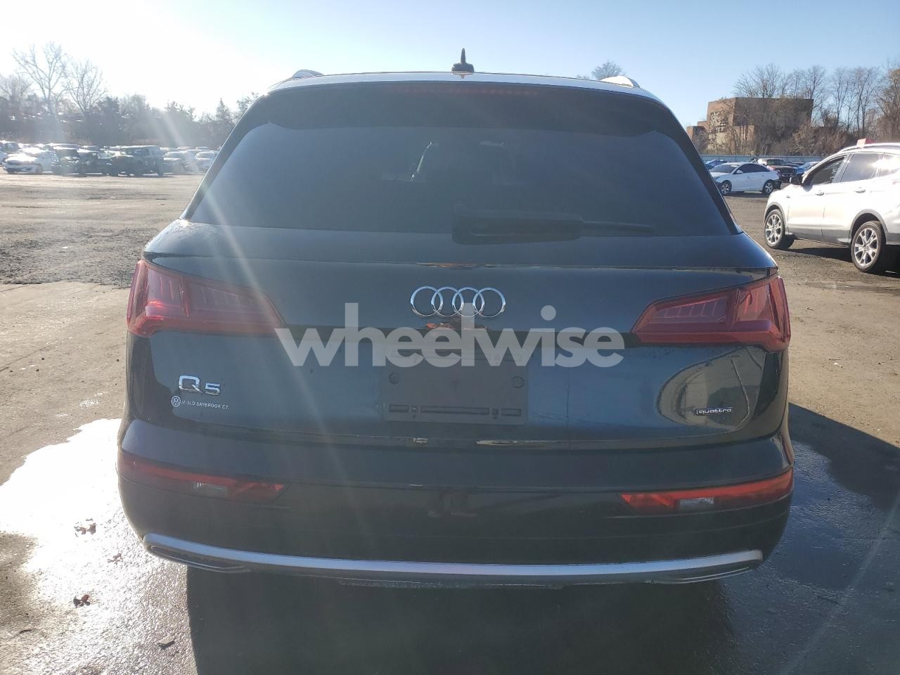 Photo 6 of 2019 AUDI Q5 PREMIUM (VIN WA1ANAFYXK2072494)