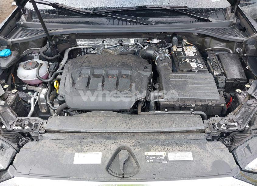 Photo 10 of 2024 Audi Q3 PREMIUM 40 TFSI QUATTRO TIPTRONIC (VIN WA1AUCF32R1083539)