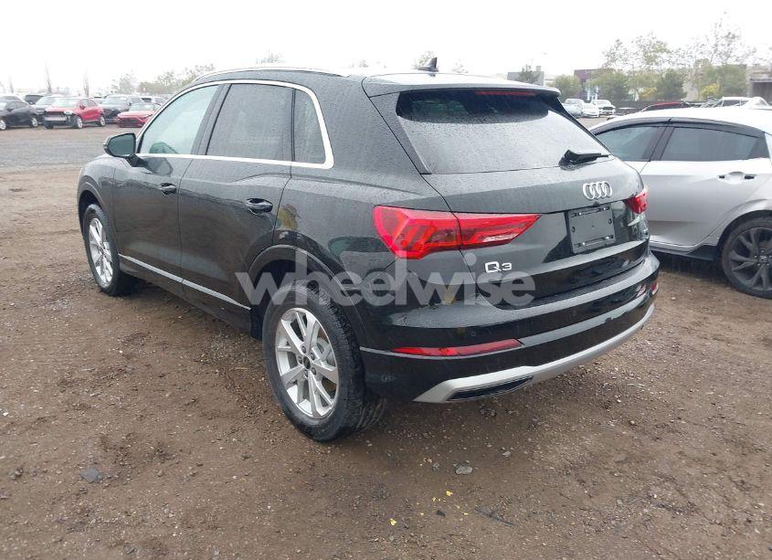 Photo 3 of 2024 Audi Q3 PREMIUM 40 TFSI QUATTRO TIPTRONIC (VIN WA1AUCF32R1083539)