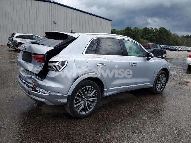 Photo 2 of 2022 AUDI Q3 PREMIUM 40 (VIN WA1AUCF36N1053003)