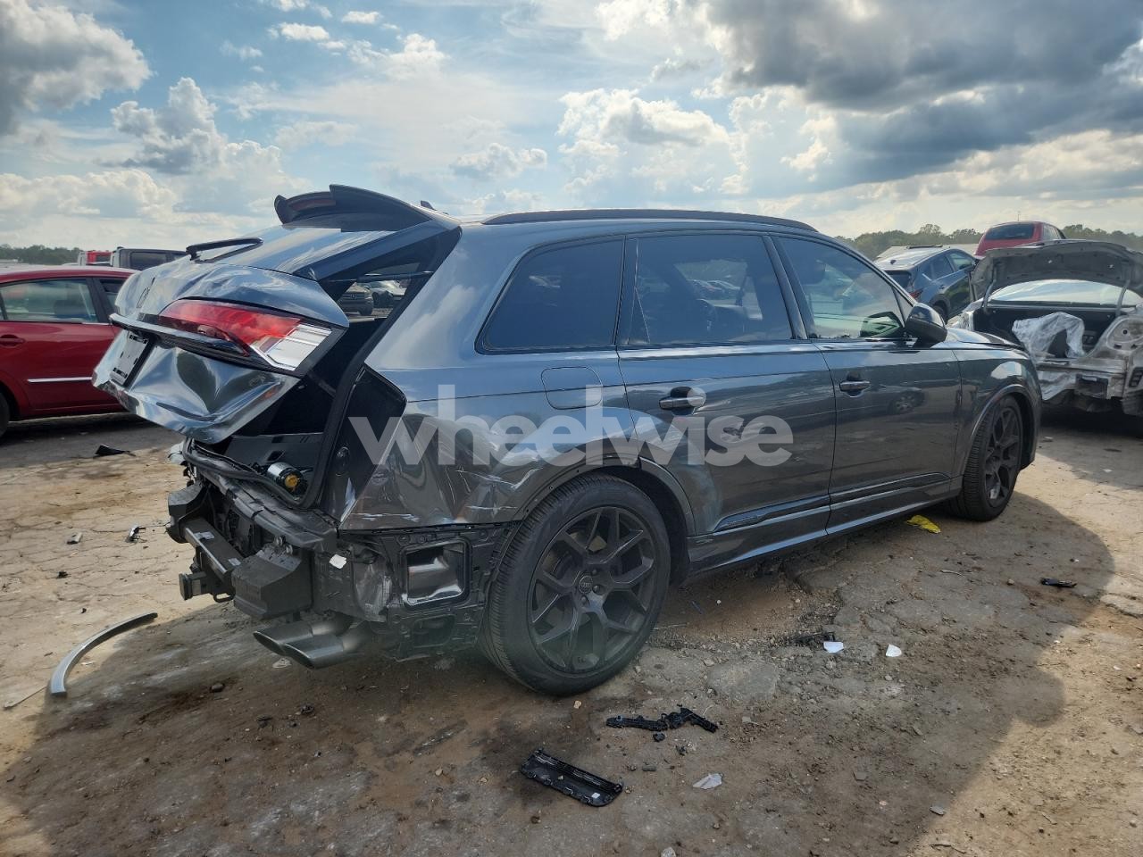Photo 3 of 2025 AUDI SQ7 PREMIUM PLUS N/A (VIN WA1AWBF74SD002861)