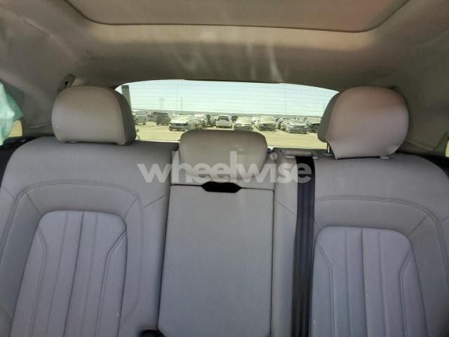 Photo 9 of 2021 AUDI Q5 PREMIUM PLUS N/A (VIN WA1BAAFY6M2110001)