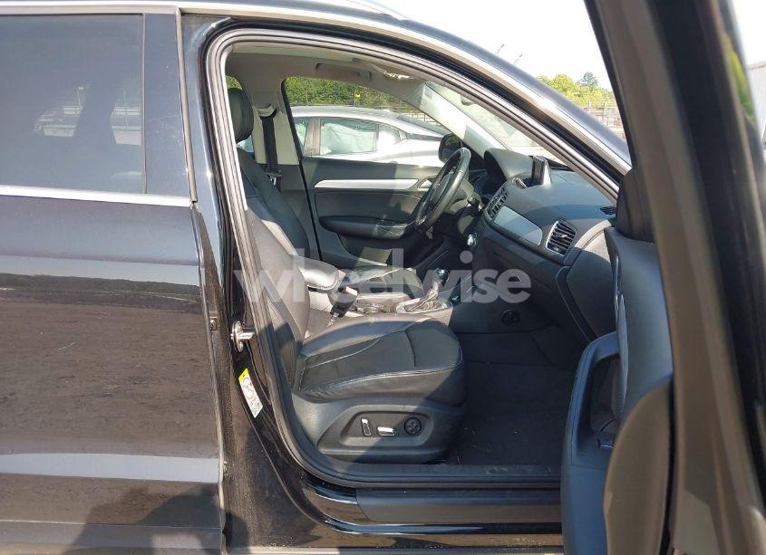 Photo 5 of 2016 Audi Q3 2.0T PREMIUM PLUS (VIN WA1BFCFS9GR003187)