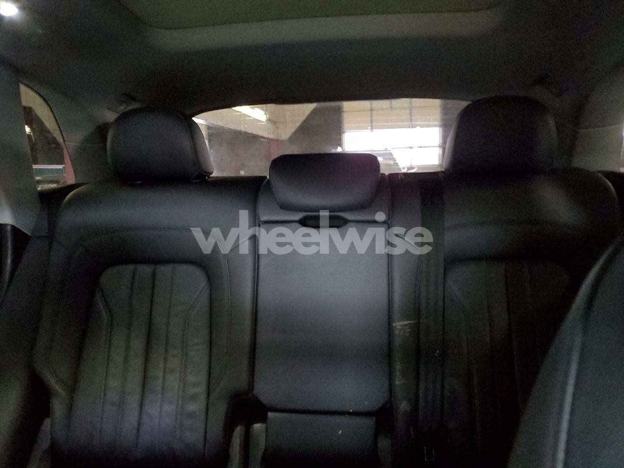 Photo 10 of 2018 AUDI Q5 PREMIUM PLUS (VIN WA1BNAFY1J2018617)