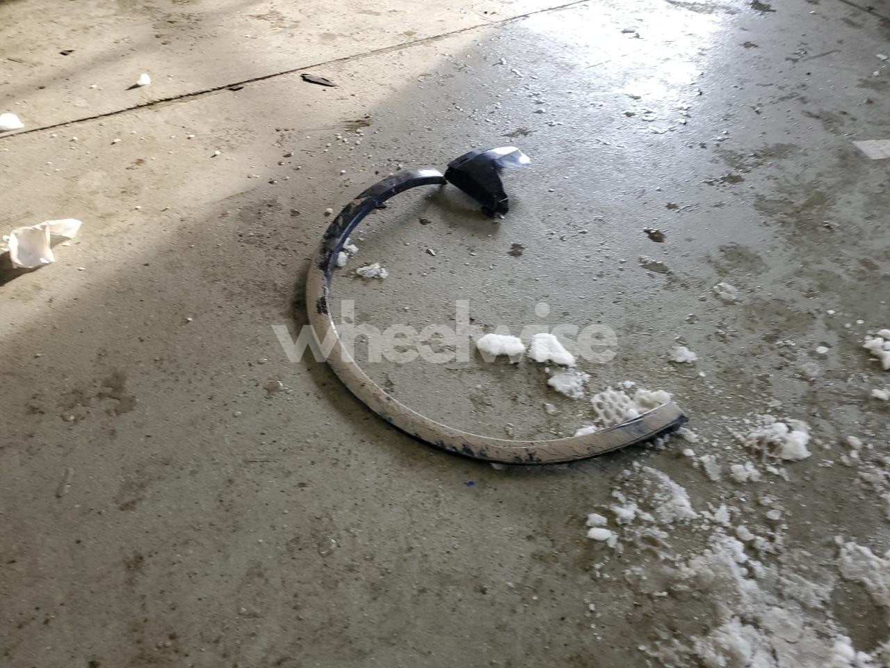 Photo 13 of 2018 AUDI Q5 PREMIUM PLUS (VIN WA1BNAFY1J2018617)