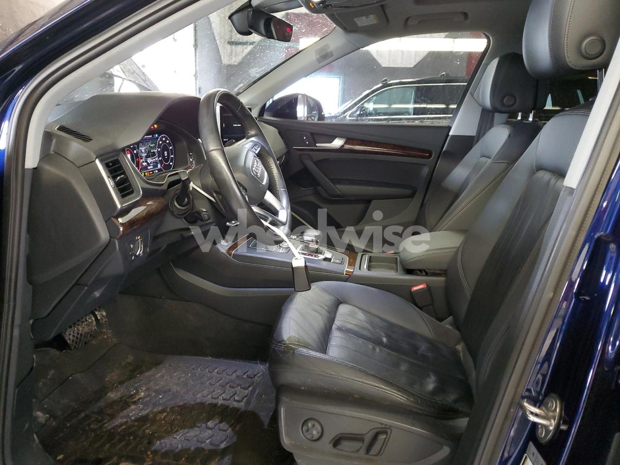 Photo 7 of 2018 AUDI Q5 PREMIUM PLUS (VIN WA1BNAFY1J2018617)