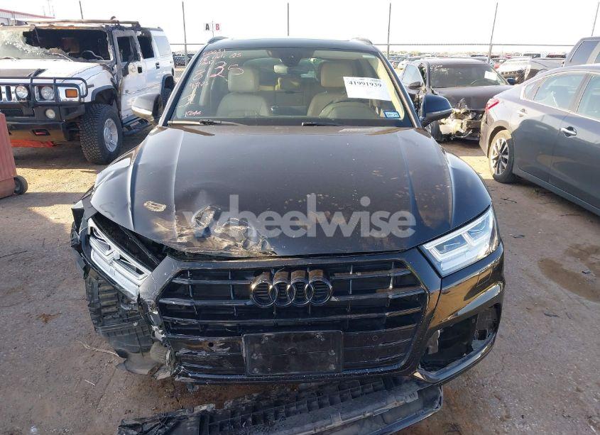 Photo 12 of 2018 Audi Q5 2.0T PREMIUM/2.0T TECH PREMIUM (VIN WA1BNAFY4J2008132)