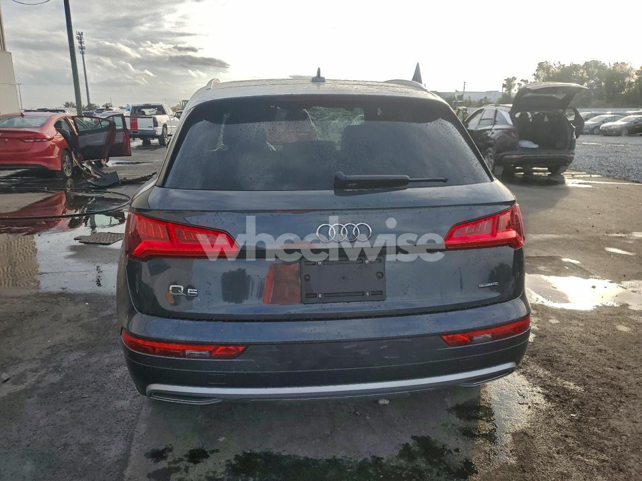 Photo 6 of 2020 AUDI Q5 PREMIUM PLUS (VIN WA1BNAFY4L2044583)