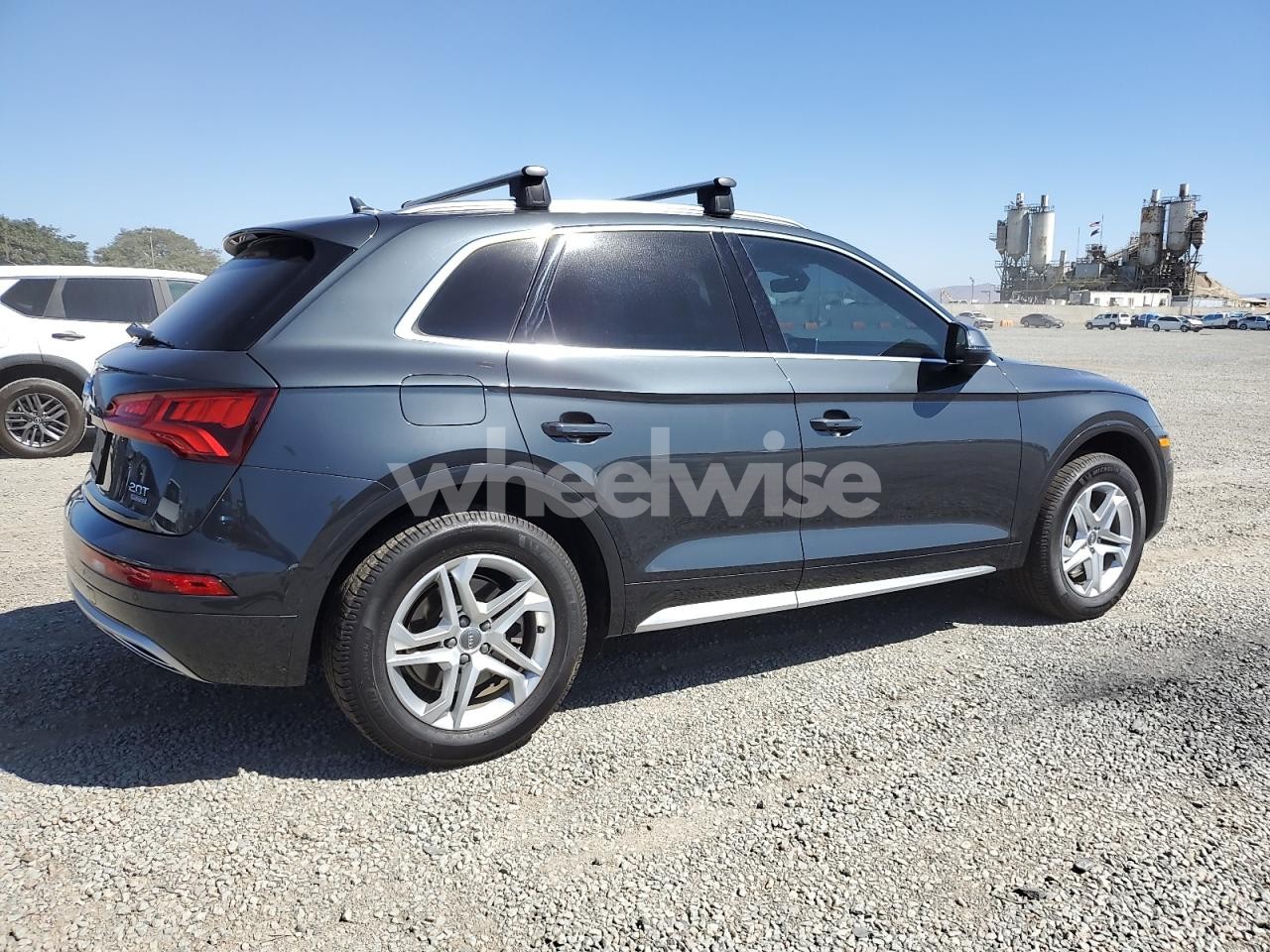 Photo 3 of 2018 AUDI Q5 PREMIUM PLUS (VIN WA1BNAFY7J2247271)