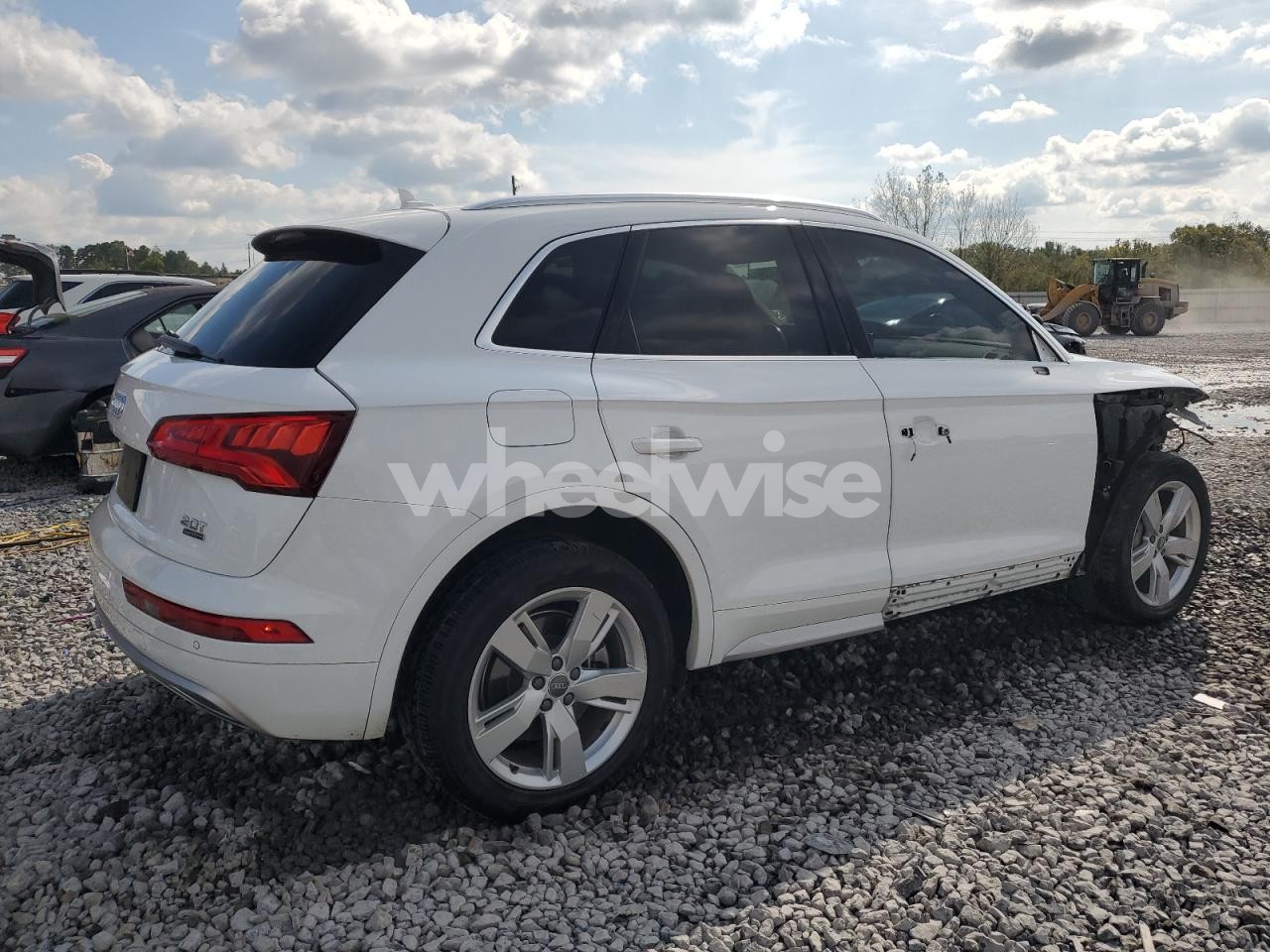 Photo 3 of 2018 AUDI Q5 PREMIUM PLUS (VIN WA1BNAFY9J2020079)