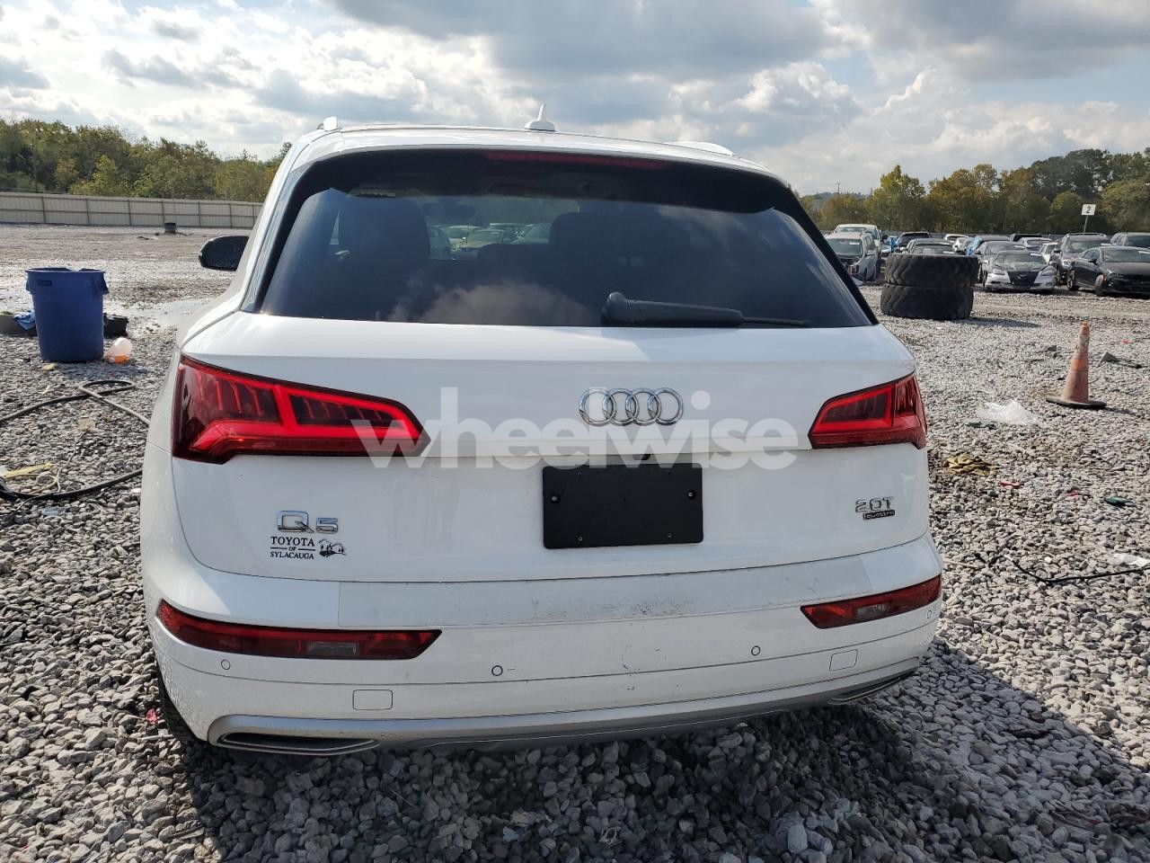 Photo 6 of 2018 AUDI Q5 PREMIUM PLUS (VIN WA1BNAFY9J2020079)