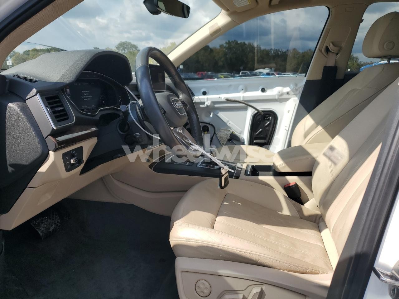Photo 7 of 2018 AUDI Q5 PREMIUM PLUS (VIN WA1BNAFY9J2020079)