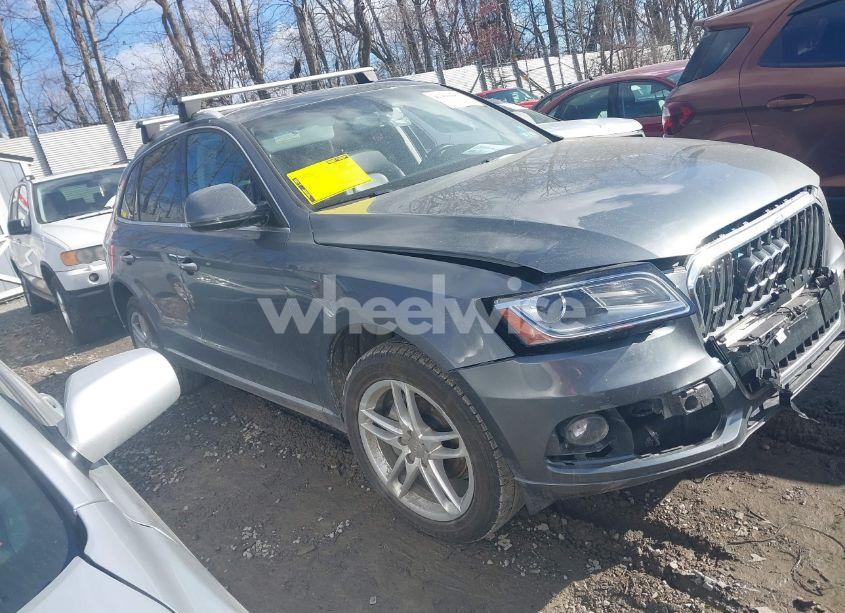 2017 Audi Q5 2.0T PREMIUM (VIN WA1C2AFP0HA083379) main photo