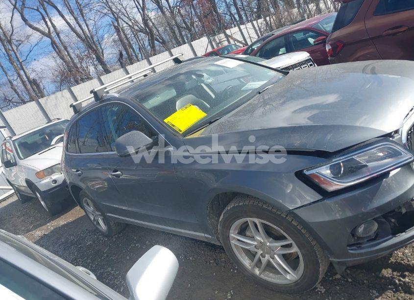 Photo 13 of 2017 Audi Q5 2.0T PREMIUM (VIN WA1C2AFP0HA083379)