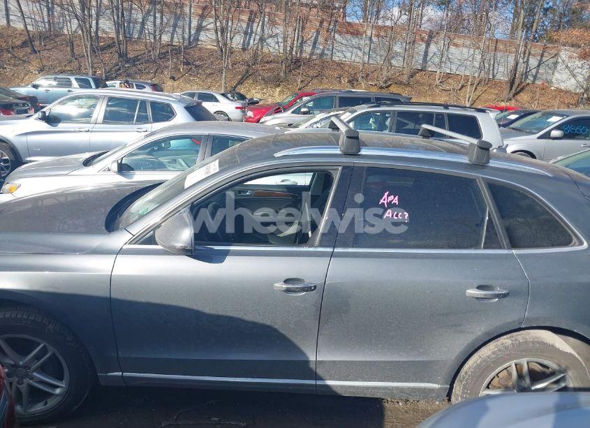 Photo 14 of 2017 Audi Q5 2.0T PREMIUM (VIN WA1C2AFP0HA083379)