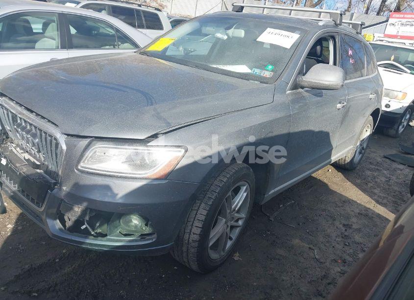 Photo 2 of 2017 Audi Q5 2.0T PREMIUM (VIN WA1C2AFP0HA083379)