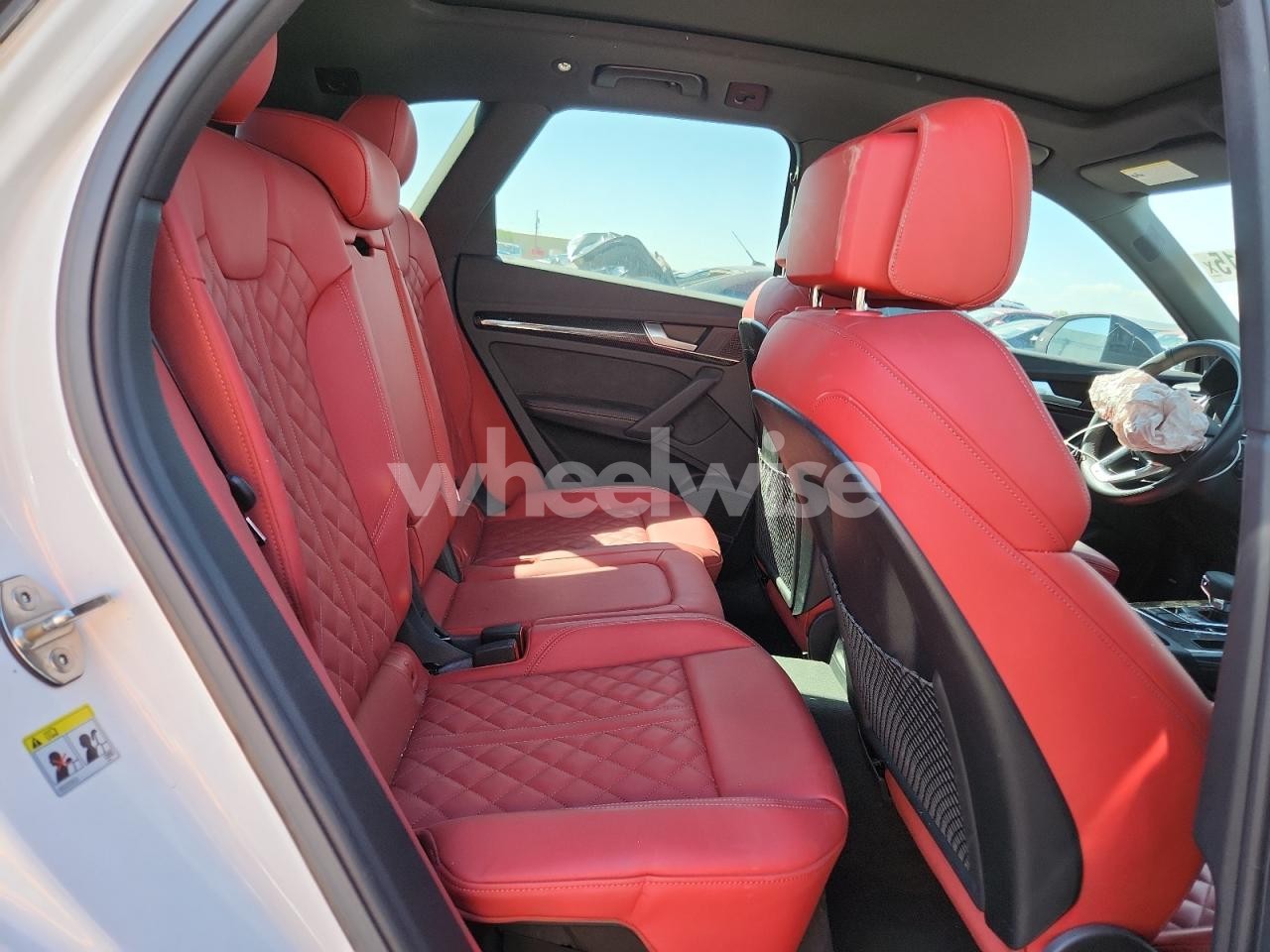 Photo 11 of 2024 AUDI SQ5 PRESTIGE N/A (VIN WA1C4AFYXR2013760)