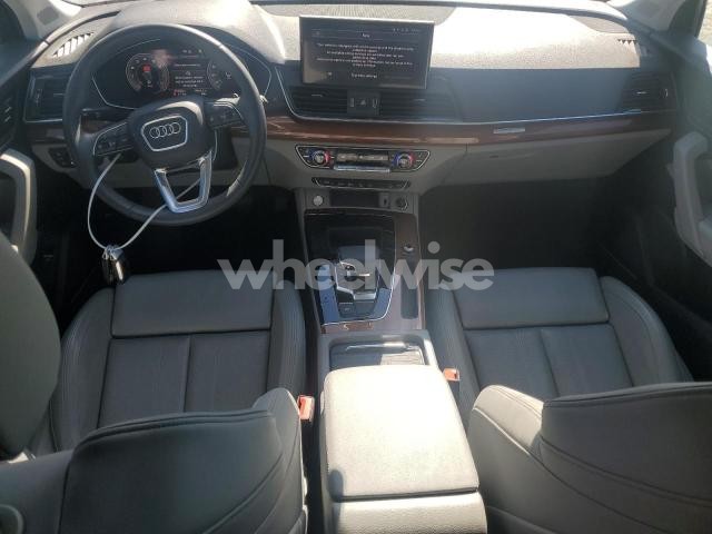 Photo 3 of 2021 AUDI Q5 PRESTIGE (VIN WA1CABFY6M2008949)