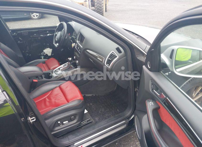 Photo 5 of 2016 Audi Sq5 PREMIUM PLUS (VIN WA1CCAFP1GA008900)