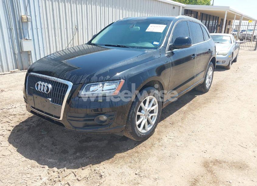 Photo 2 of 2012 Audi Q5 2.0T PREMIUM (VIN WA1CFAFP5CA122075)