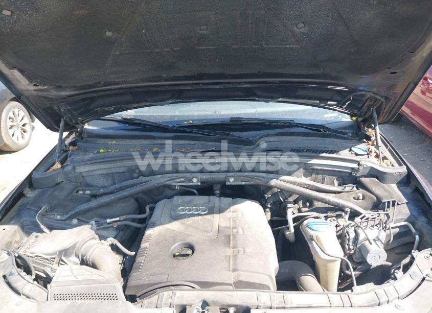 Photo 10 of 2015 Audi Q5 2.0T PREMIUM (VIN WA1CFAFP9FA085200)