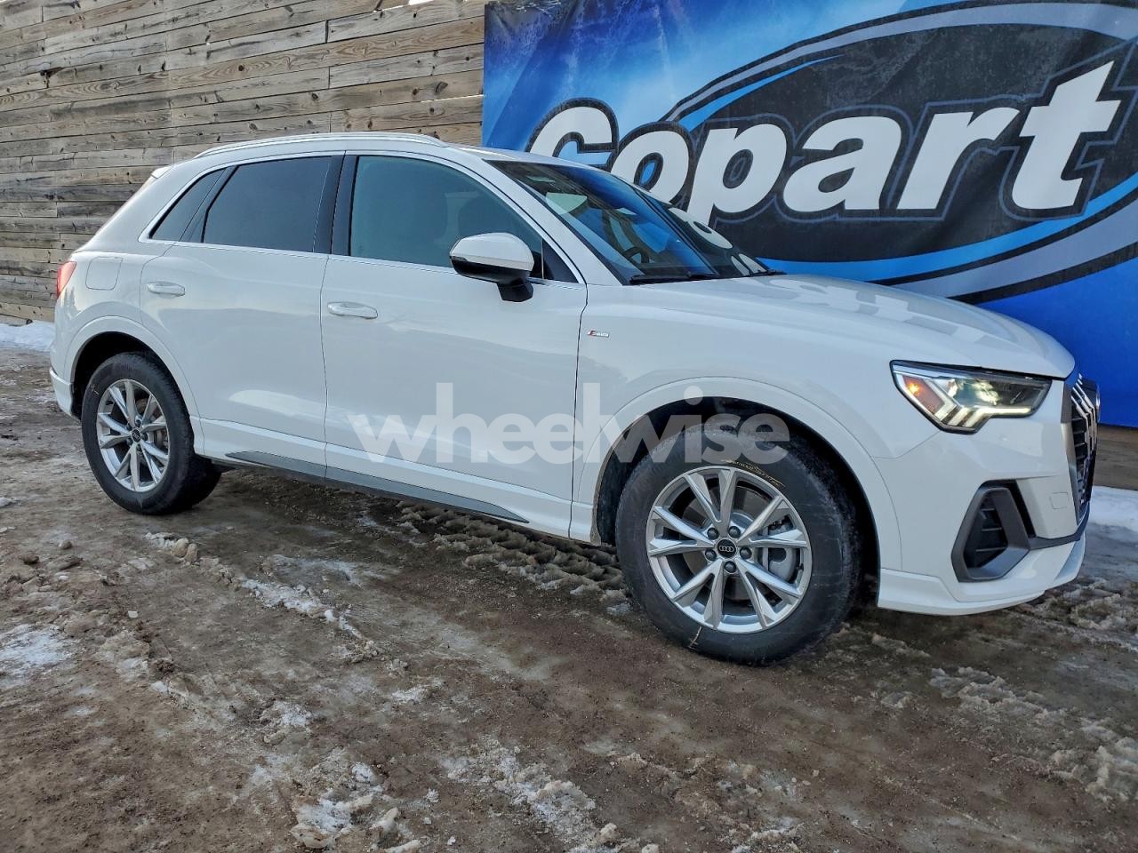 Photo 4 of 2025 AUDI Q3 PREMIUM S LINE 45 (VIN WA1DECF30S1058008)