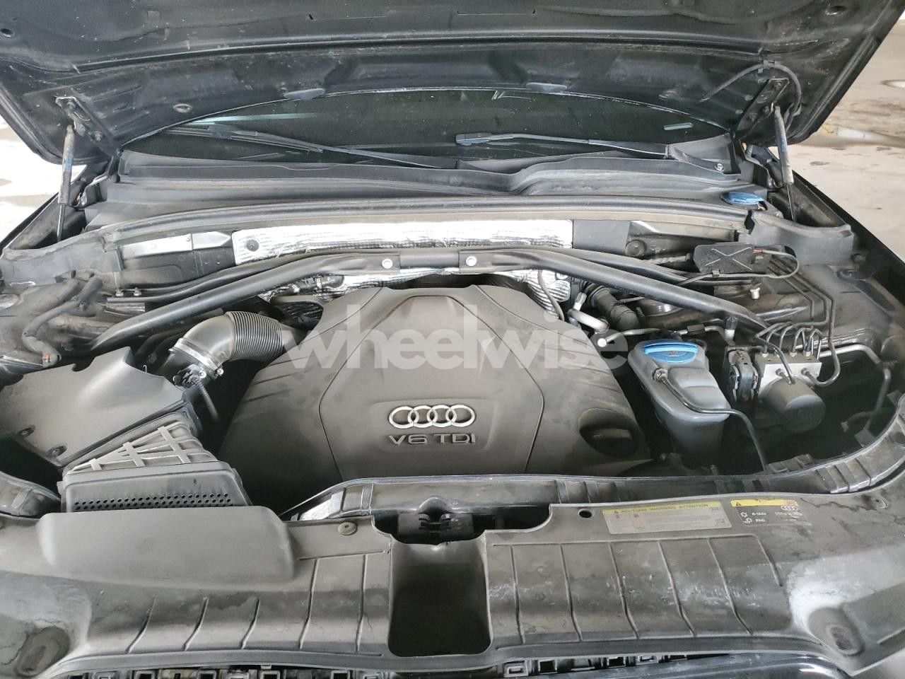 Photo 11 of 2016 AUDI Q5 TDI PREMIUM PLUS S-LINE (VIN WA1DVAFP6GA041647)