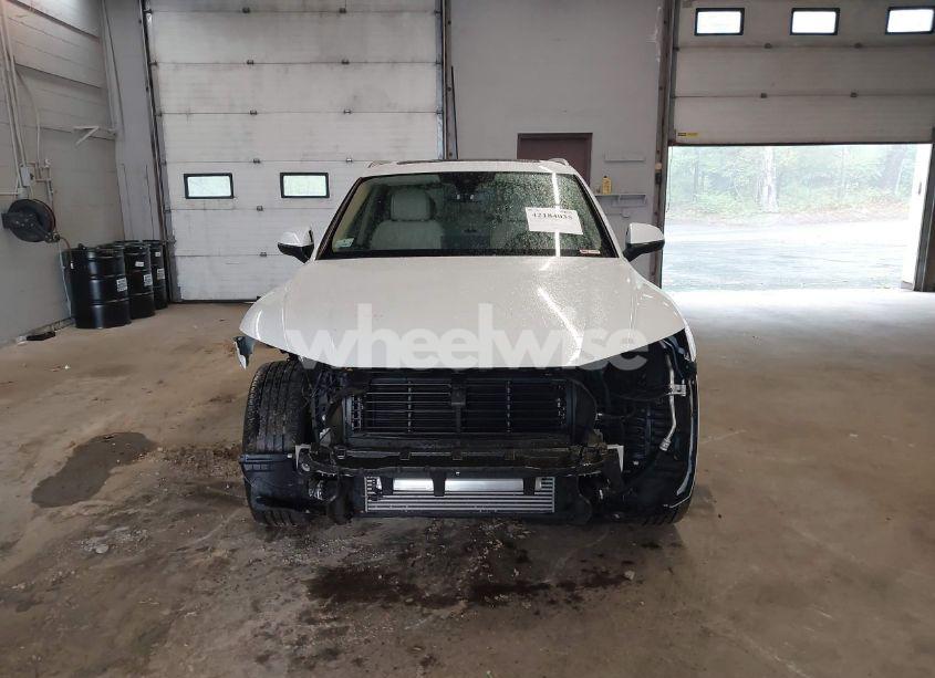 Photo 13 of 2024 Audi Q5 PREMIUM PLUS 45 TFSI S LINE QUATTRO (VIN WA1EAAFY2R2003497)