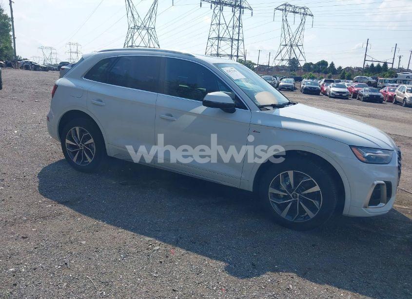 2022 Audi Q5 PREMIUM PLUS 45 TFSI S LINE QUATTRO S TRONIC (VIN WA1EAAFY5N2054700) main photo